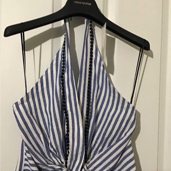 ZARA Beautiful Halter Top.Blue& White Stripes.Has Tie In Front Can Tie Or Bow.🌸 - Picture 7 of 11